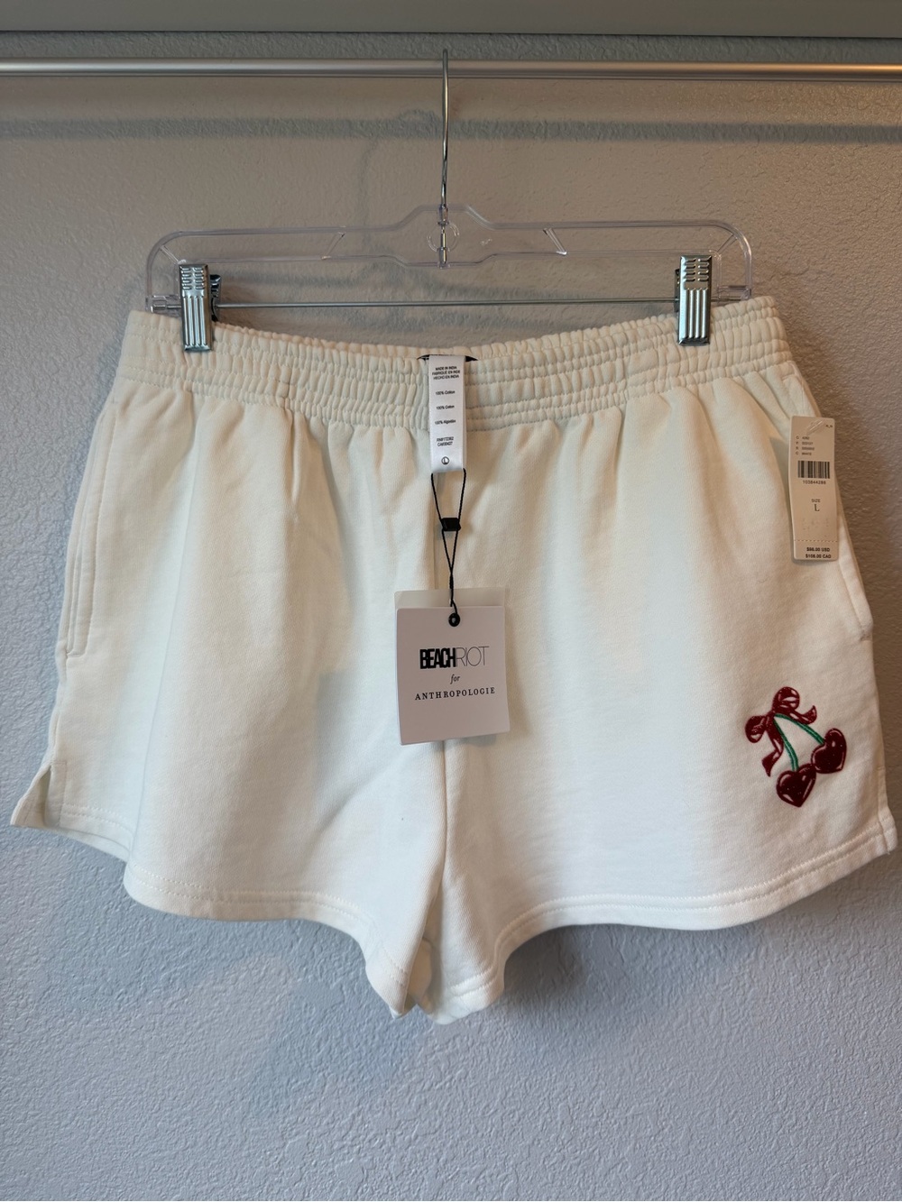 SOLD / Beach Riot Malik Pull-On Shorts in Ivory Red Cherry Bow, NWT, Large. $98 - Picture 4 of 16